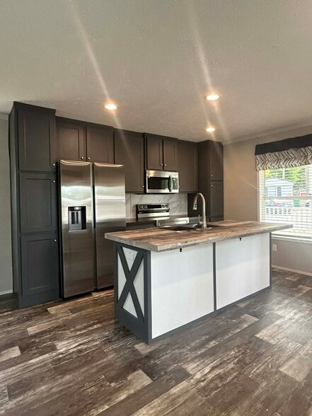 Building Photo - 1465 Hwy 29