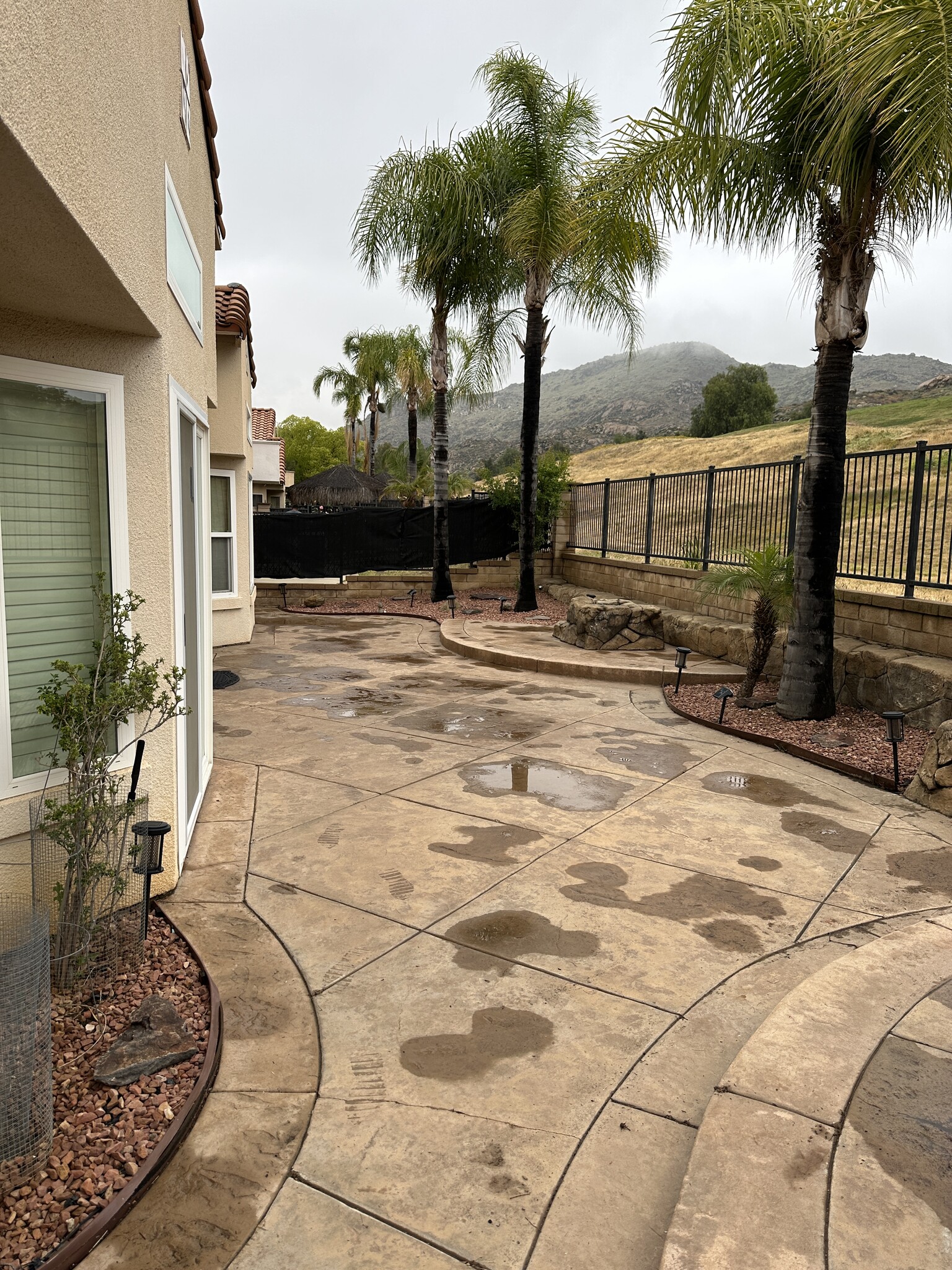 Building Photo - 15400 Zaharias St