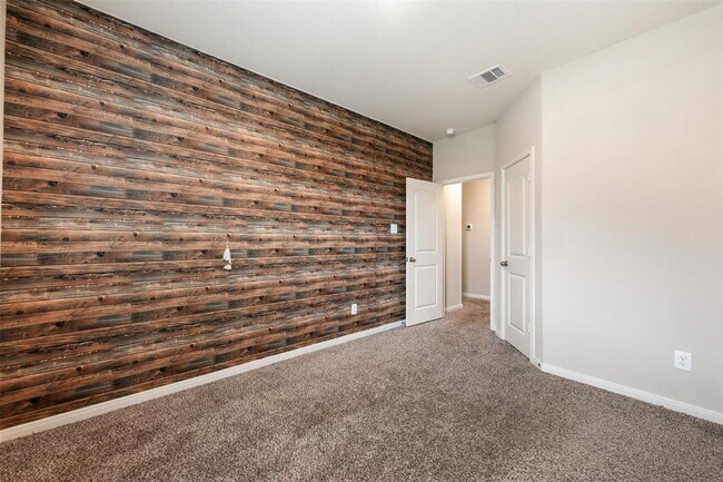 Building Photo - 817 Liberty Meadows Dr
