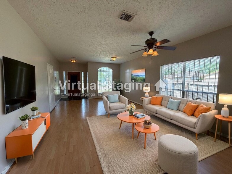 Building Photo - 13403 Agarita Ln