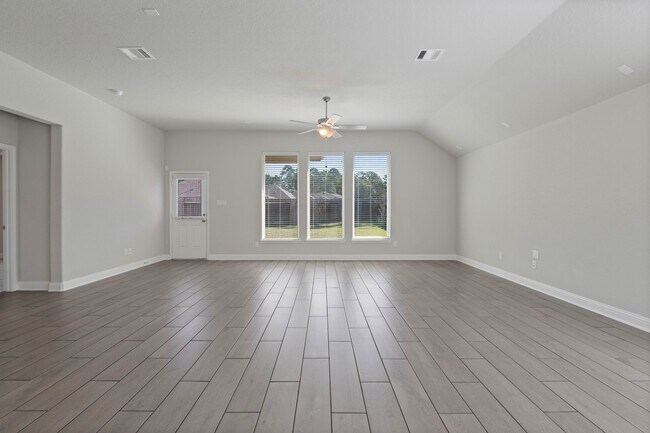 Building Photo - 2811 Ridgecliff Ct