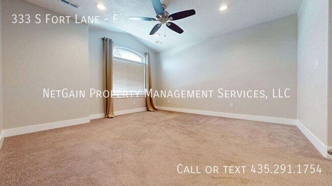 Building Photo - 333 S Fort Ln