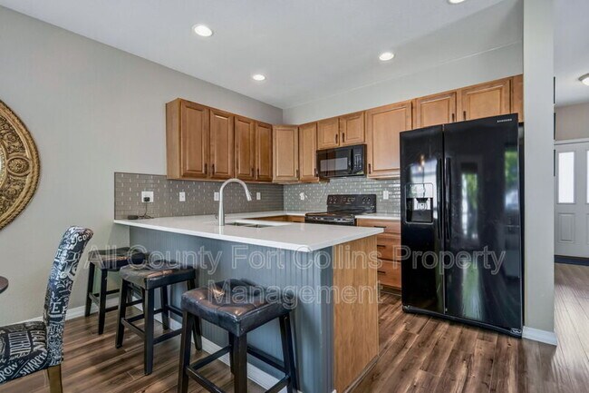 Building Photo - 2333 Windrow Dr