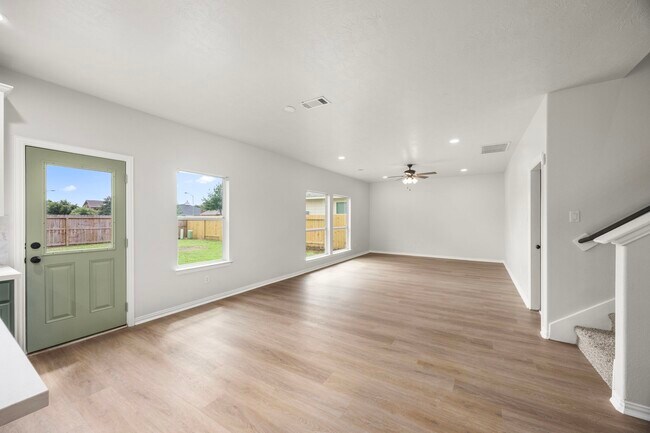 Building Photo - 21531 Indigo Ruth Dr