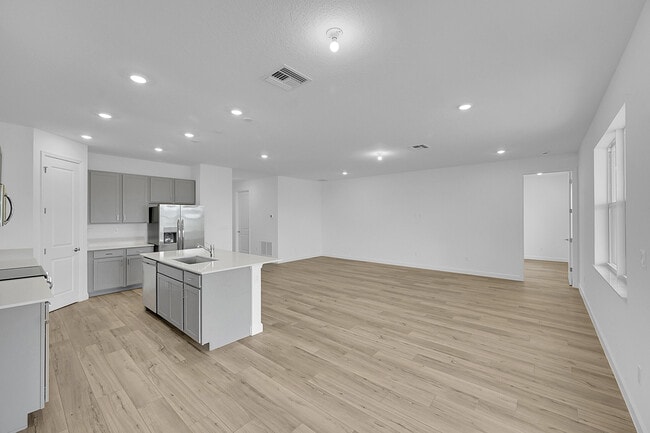 Building Photo - 3501 Harborside Ave