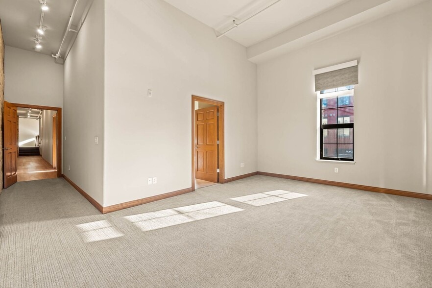 Building Photo - 138 W Pittsburgh Ave