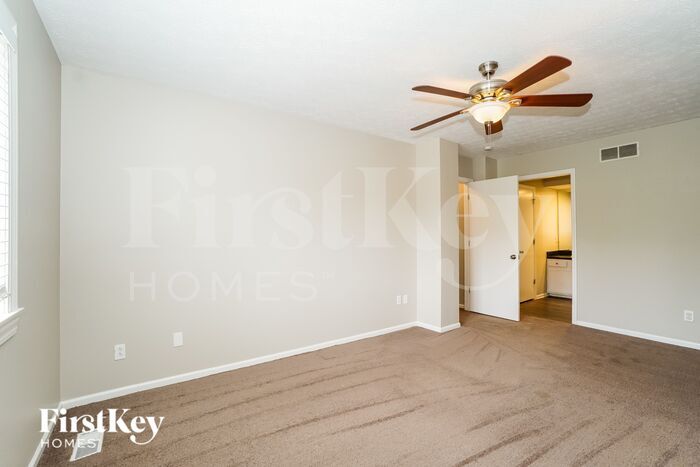 Building Photo - 7703 Strathmoore Rd