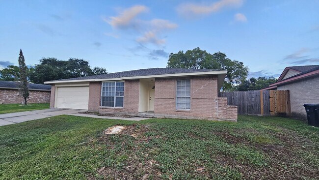 Building Photo - 10303 Old Towne Ln