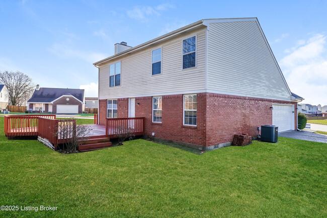 Building Photo - 4623 Wooded Oak Cir