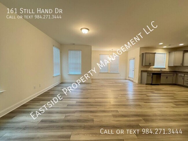 Building Photo - 161 Still Hand Dr