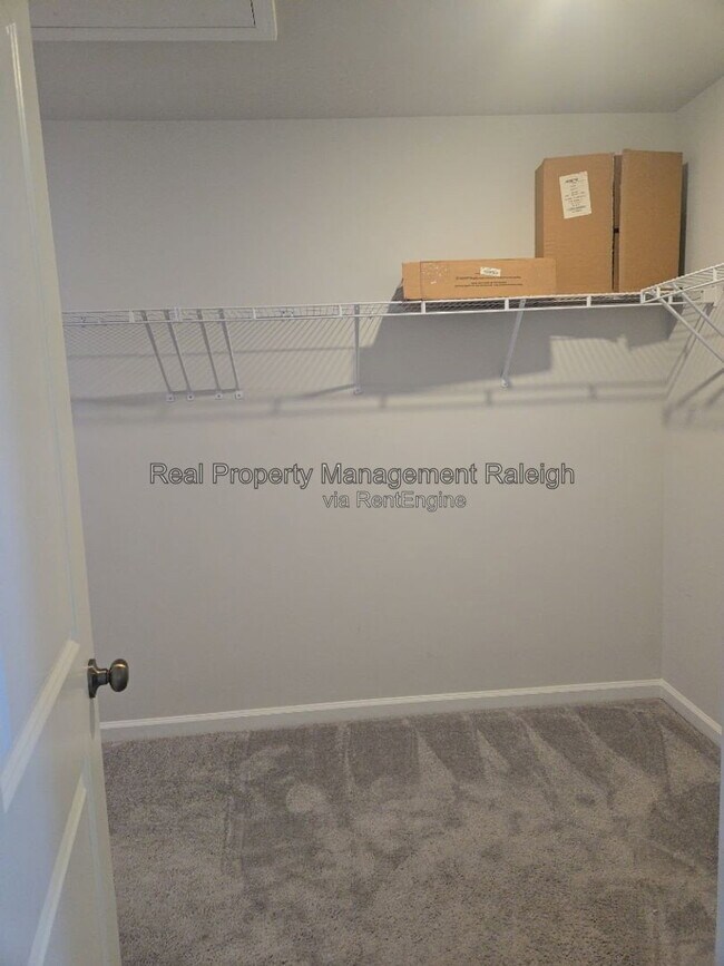 Building Photo - 1029 Aberleigh Ln