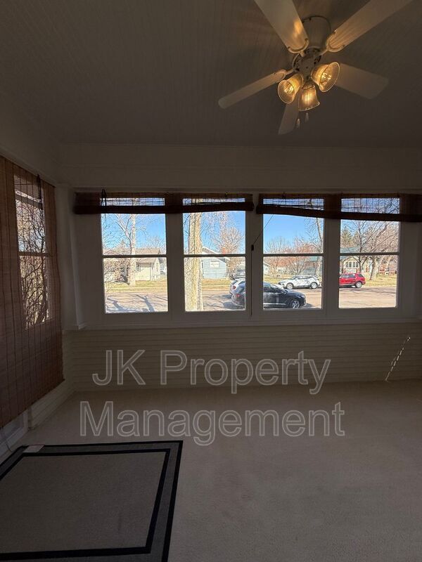 Building Photo - 2716 Central Ave