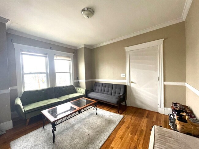 Primary Photo - 95 Bridges Ave