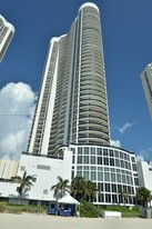 Building Photo - 16001 Collins Ave