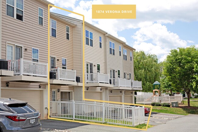 Building Photo - Dog-Friendly Pavilions at Pantops Townhome With Garage