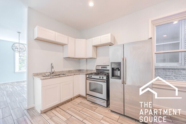 Primary Photo - 1638 W 18th Pl