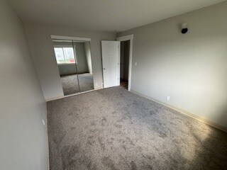 Building Photo - 136 21st Ave SW