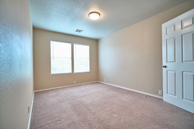 Building Photo - 18814 Sandelford Dr