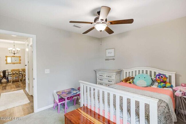 Building Photo - ** Brick Home in great neighborhood close to TAFB