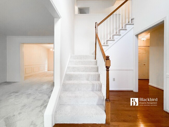 Building Photo - 15412 Overlea Ct