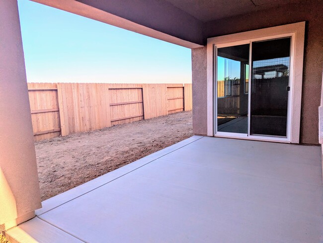 Building Photo - 5069 Brooks Cir
