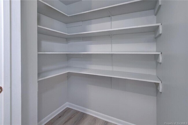 Building Photo - 8 Spring W