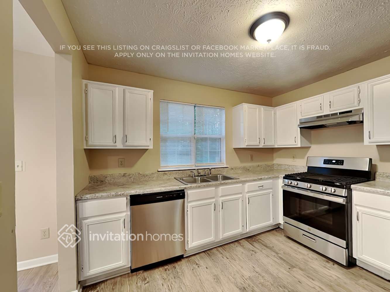 Building Photo - 245 Gemstone Pl