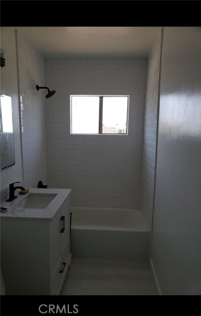 Building Photo - 1451 E 21st St