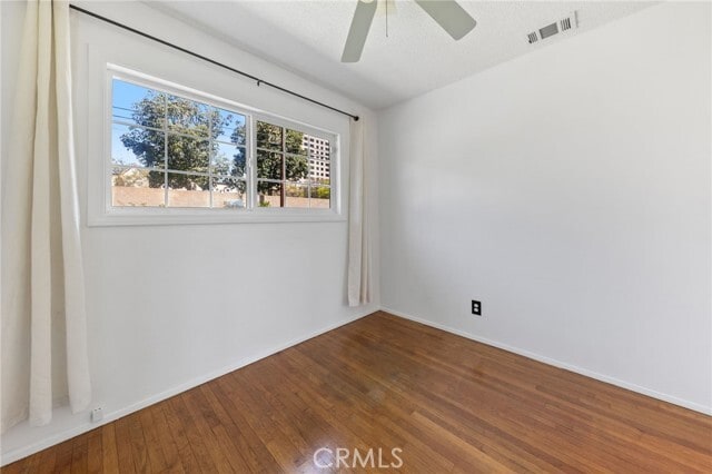 Building Photo - 12291 Hampton Ave