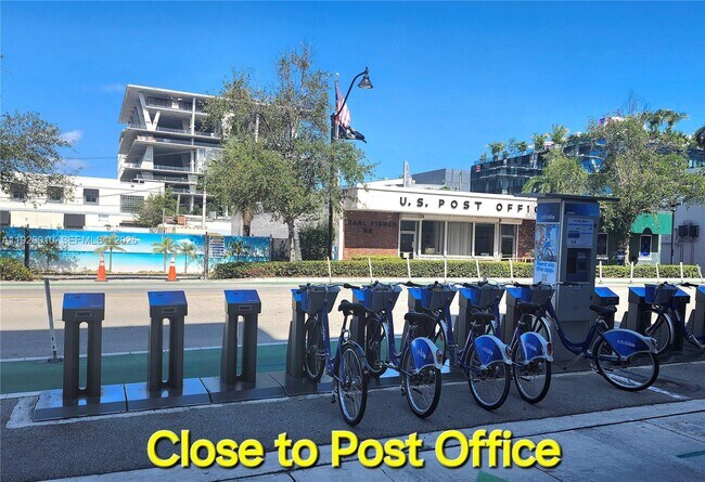 Building Photo - 1666 West Ave