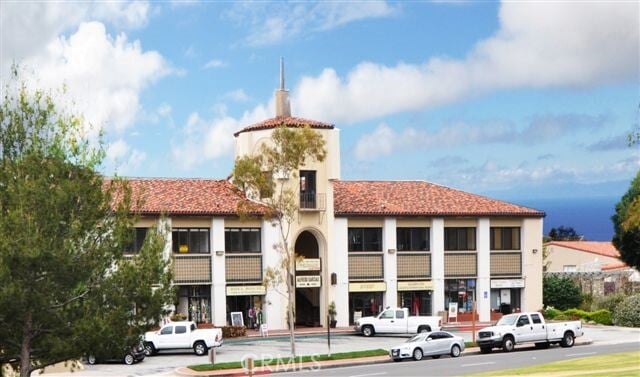 Building Photo - 2322 Palos Verdes Dr W