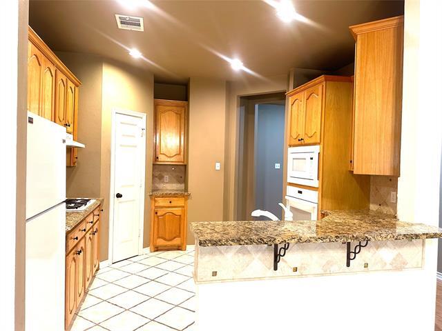 Building Photo - 1410 Oxford Dr