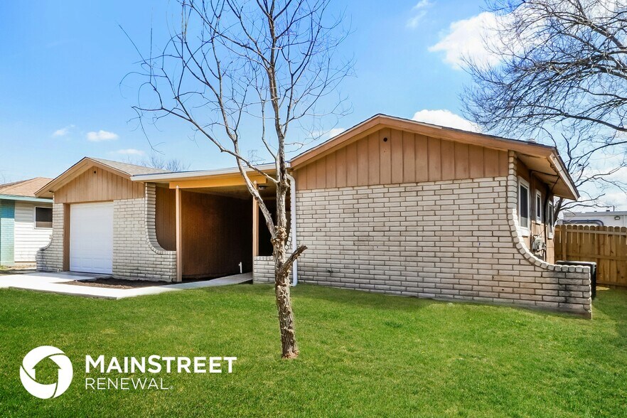 Building Photo - 13406 Chesterton Dr