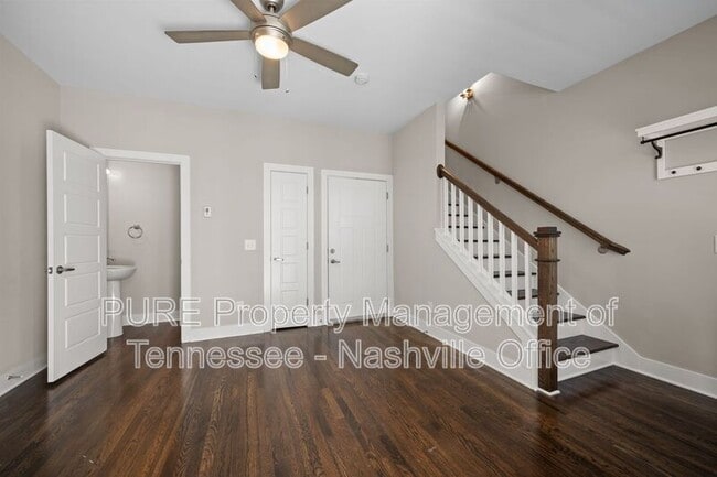 Building Photo - 215 Porter Village Cir
