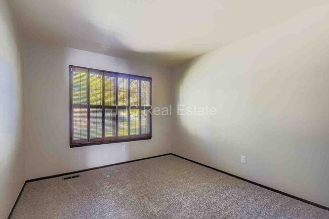 Building Photo - 7814 E Phillips Cir