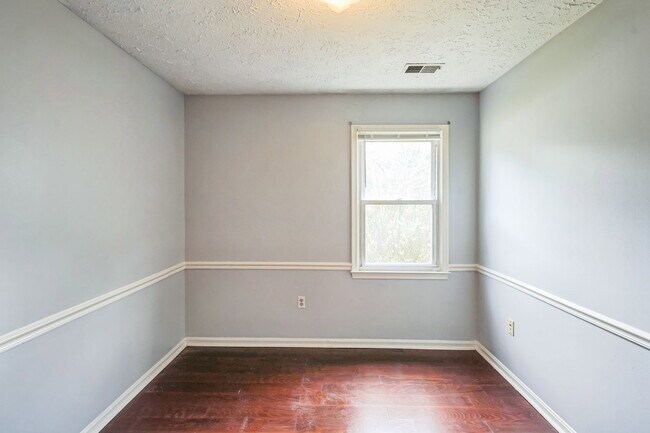 Building Photo - 2317 Valery Ct
