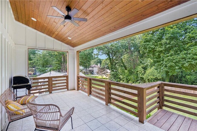Building Photo - 3087 Alston Dr