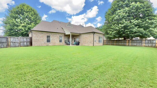 Building Photo - 11215 Carston Cove