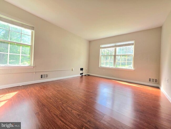 Building Photo - 24 Coral Tree Ct