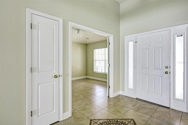 Building Photo - 2709 Lucas Lakes Ln