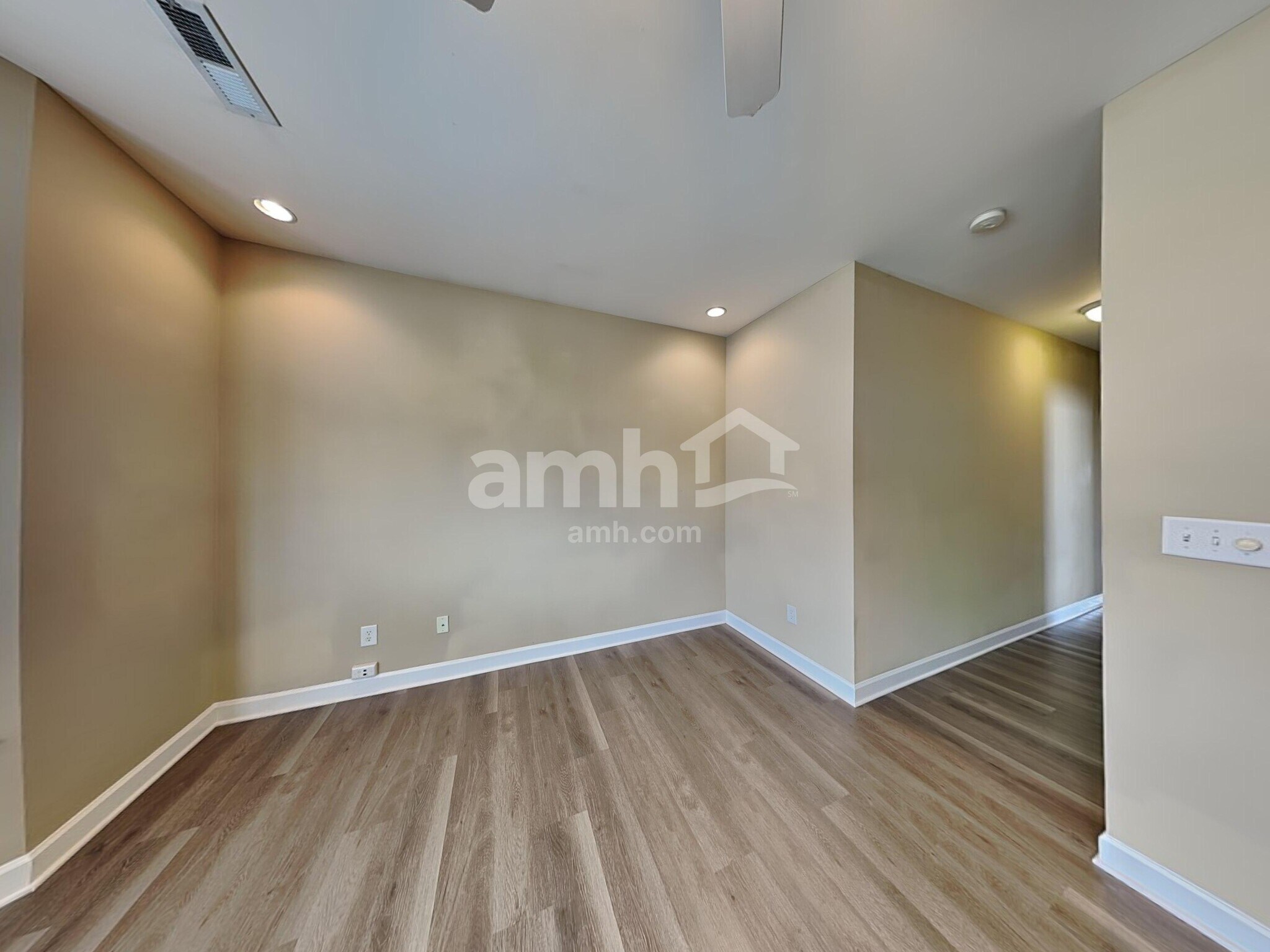 Building Photo - 413 Barnsdale Ridge Rd