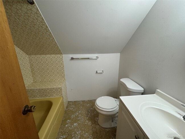 Building Photo - 28 Sound Beach Ave