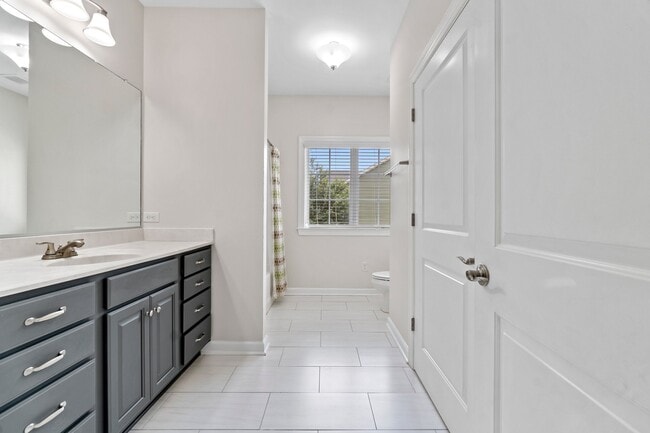 Building Photo - 4229 Kenton Ln