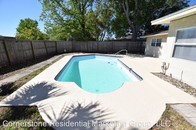 Building Photo - 3 br, 2 bath House - 2320 Lake Helen Ostee...