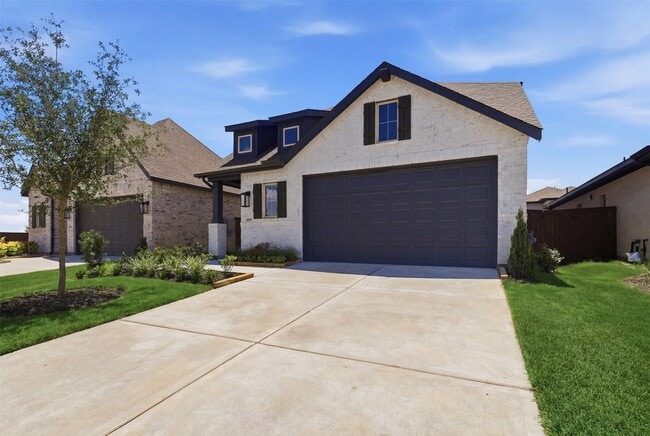 Building Photo - 5011 Bowen Pr Dr