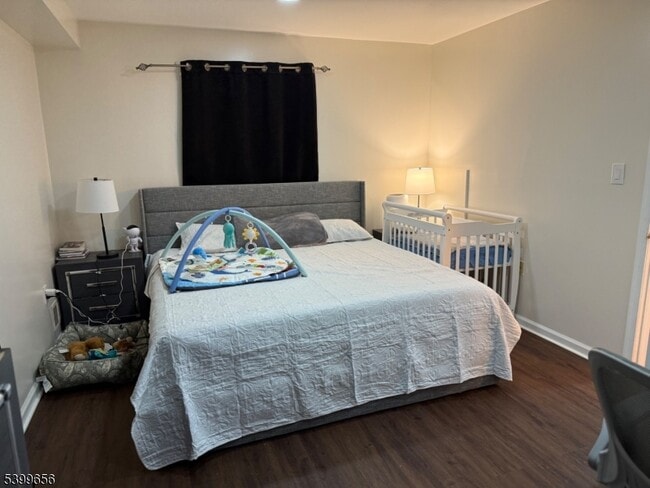 Building Photo - 751 Summer Ave