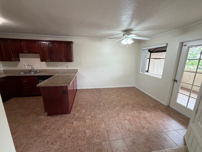 Building Photo - 3553 Paseo de Francisco