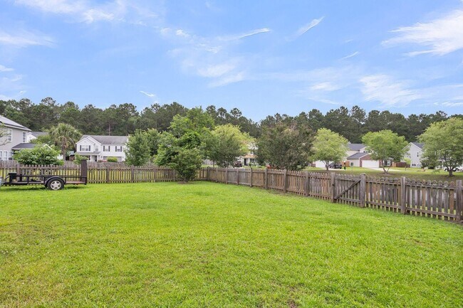 Building Photo - Charming Ranch in Weatherstone