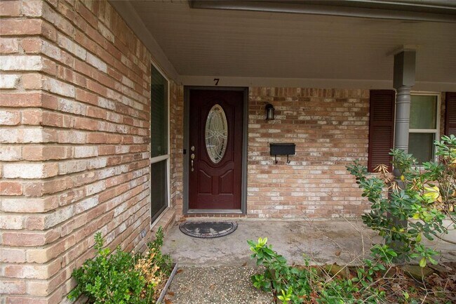 Building Photo - 7 Woody Creek Dr