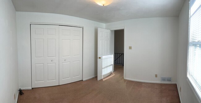 Building Photo - 197 Seavey Rd